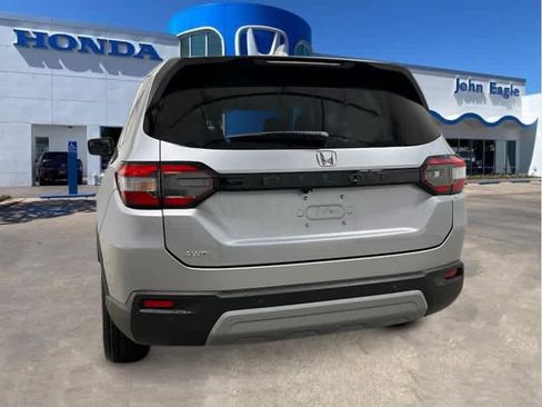 New 2025 Honda Pilot EX-L image 4