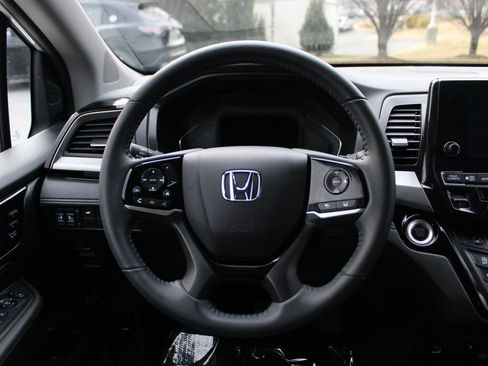 Used 2024 Honda Odyssey Touring image 20