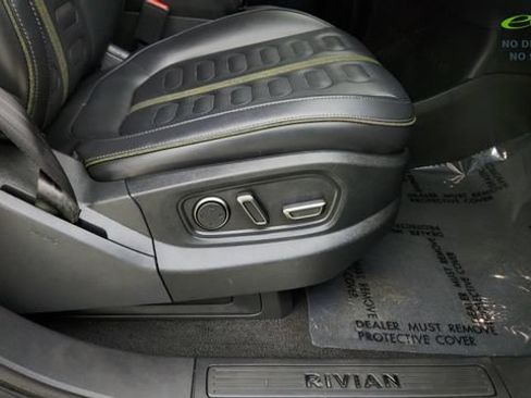 Used 2024 Rivian R1S Adventure AWD/4WD image 38