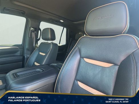 Used 2022 GMC Yukon AT4 AWD/4WD image 14