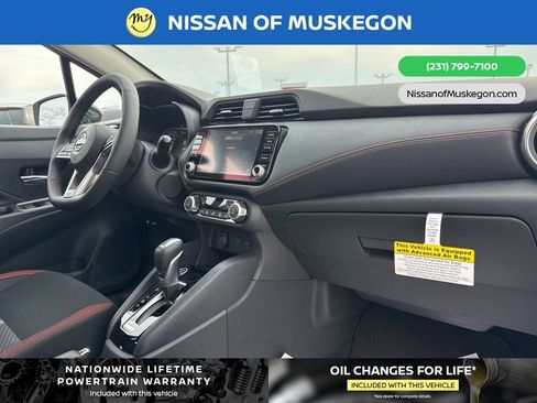 New 2025 Nissan Versa SR w/ Trunk Package image 28