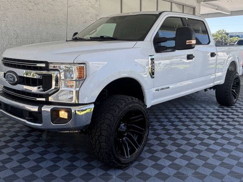 Used 2020 Ford F250 XLT w/ XLT Value Package AWD/4WD image 5