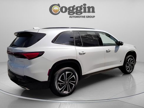 New 2025 Buick Enclave Sport Touring w/ Power Package image 15