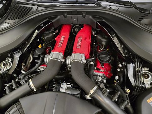 Used 2024 Ferrari Roma RWD image 29