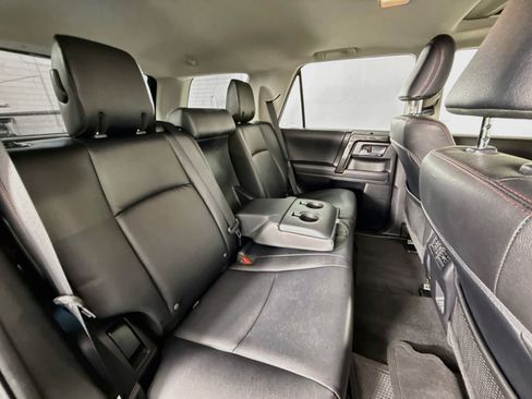 Used 2023 Toyota 4Runner TRD Off-Road Premium w/ Moonroof Package AWD/4WD image 26