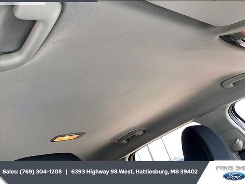 Used 2025 Kia Sportage LX image 16