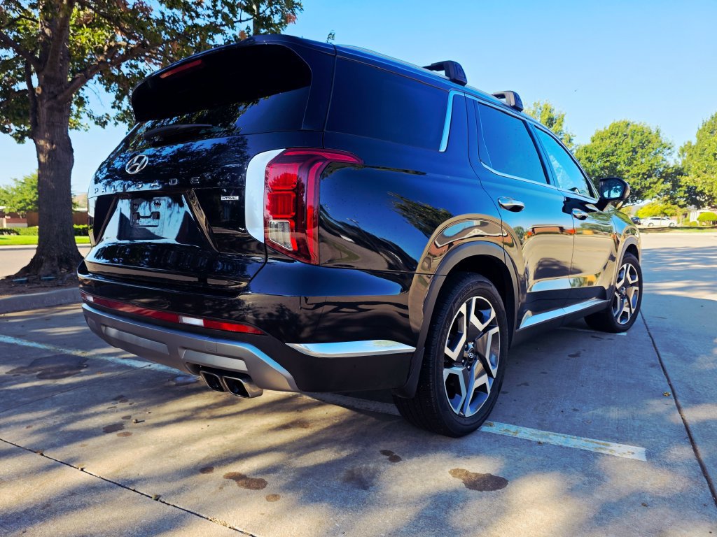 Used 2023 Hyundai Palisade Limited AWD/4WD image 13