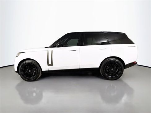 Certified 2023 Land Rover Range Rover SE image 8