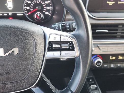 Used 2022 Kia Telluride SX w/ Towing Package image 26