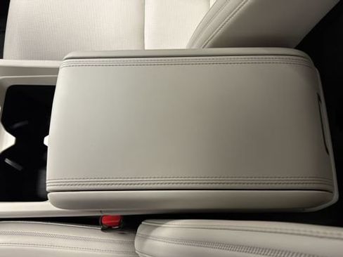 Used 2025 Hyundai Santa Fe Calligraphy image 20