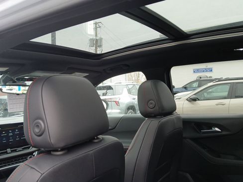 New 2026 Chevrolet Equinox RS image 23