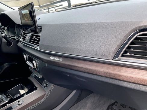 Used 2024 Audi Q5 Premium Plus image 19