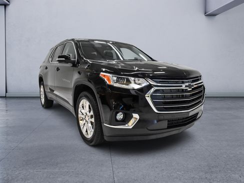Used 2021 Chevrolet Traverse LT FWD image 8