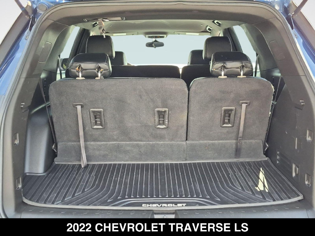 Used 2022 Chevrolet Traverse LS FWD image 23