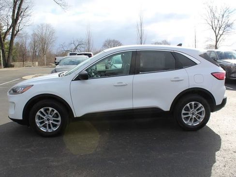 Used 2022 Ford Escape SE w/ Cold Weather Package image 7