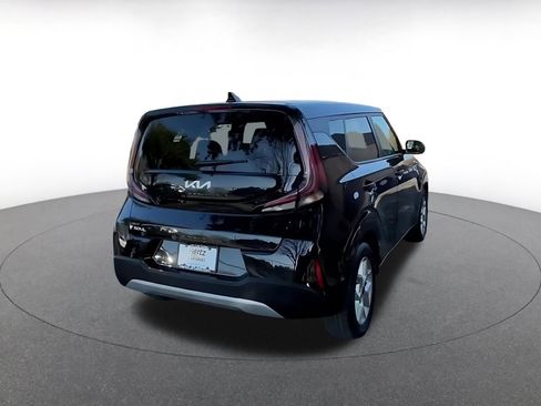 Used 2025 Kia Soul LX w/ LX Technology Package image 13