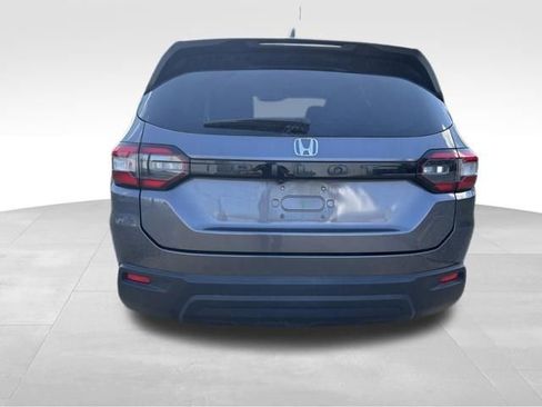 Used 2023 Honda Pilot LX image 7