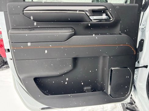 Used 2024 GMC Sierra 3500 AT4 w/ Technology Package image 25