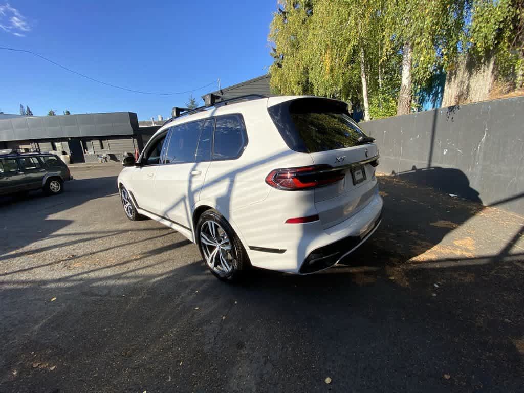 Used 2025 BMW X7 xDrive40i w/ Executive Package AWD/4WD image 4