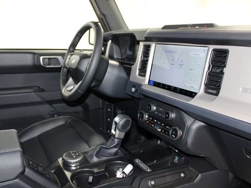 New 2025 Ford Bronco Outer Banks image 33