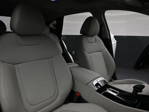 Certified 2025 Hyundai Tucson SEL AWD/4WD image 5
