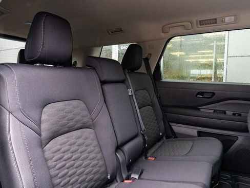 New 2026 Nissan Pathfinder SV image 25