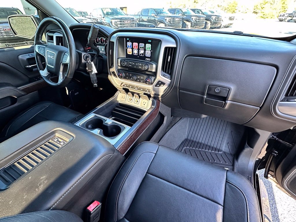 Used 2018 GMC Sierra 1500 SLT w/ SLT Preferred Package AWD/4WD image 13