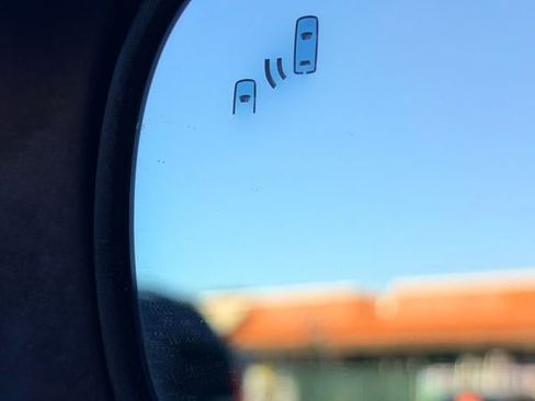 Used 2018 Lexus IS 300 image 14