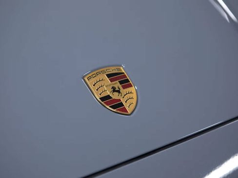 Certified 2026 Porsche Cayenne AWD/4WD image 17