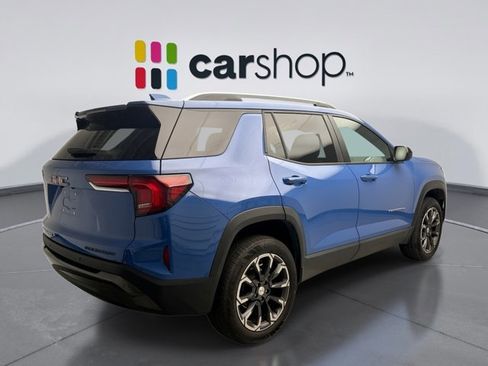 Used 2025 GMC Terrain Elevation w/ Elevation Premium Package AWD/4WD image 5