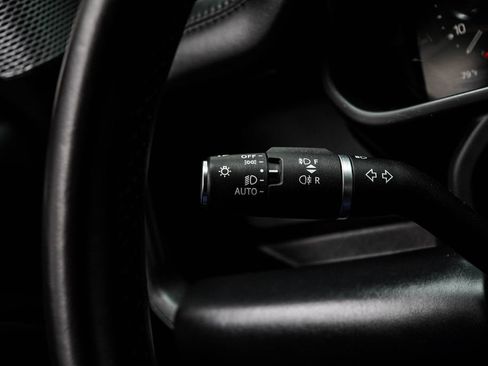 Used 2024 Land Rover Defender 130 Outbound AWD/4WD image 32