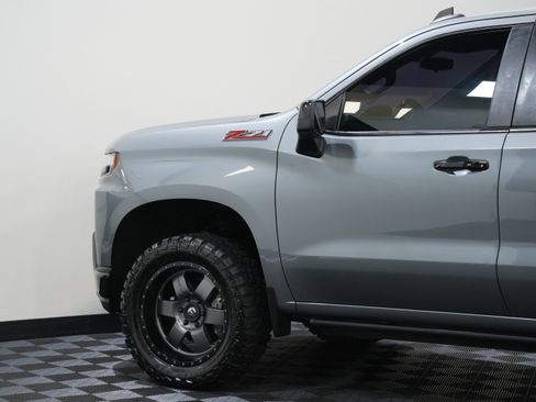 Used 2020 Chevrolet Silverado 1500 LT Trail Boss AWD/4WD image 19