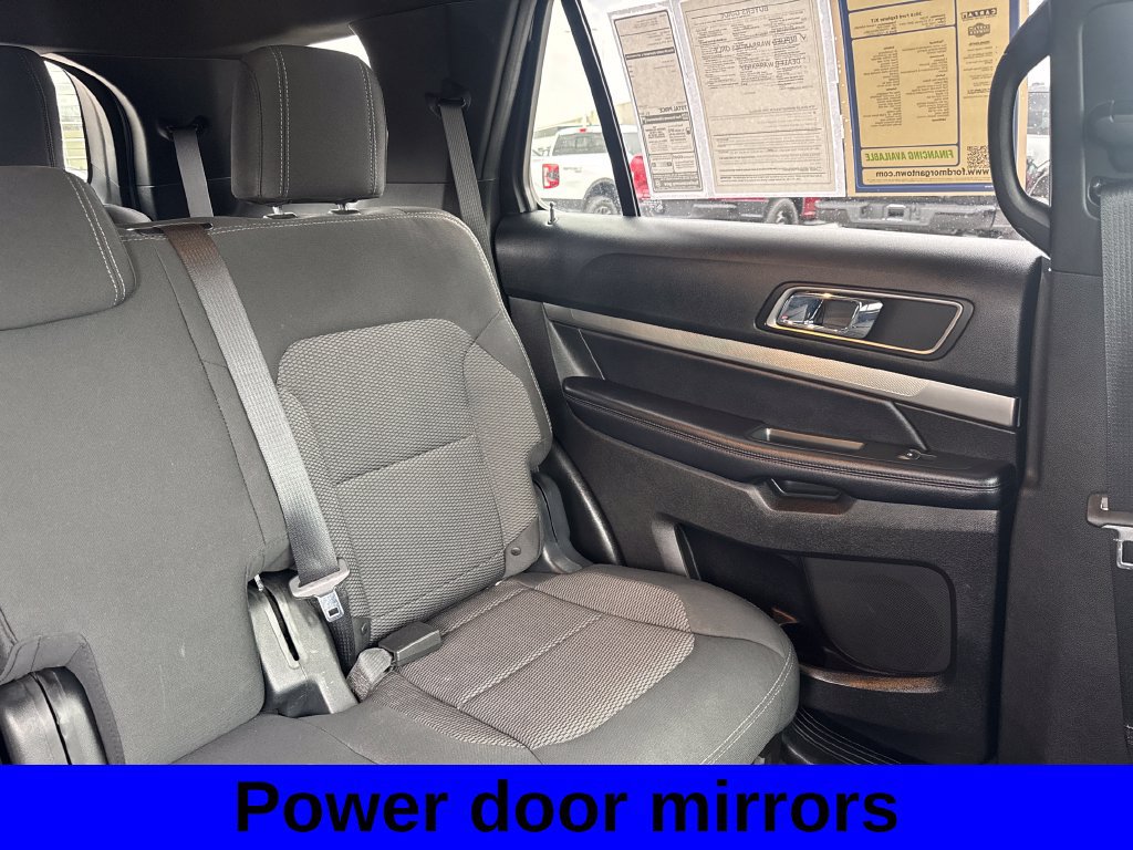 Used 2018 Ford Explorer XLT AWD/4WD image 15