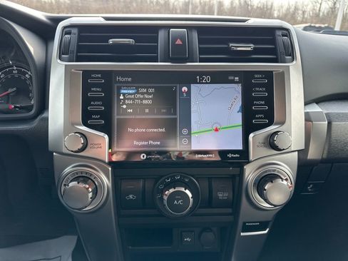 Used 2020 Toyota 4Runner SR5 image 19