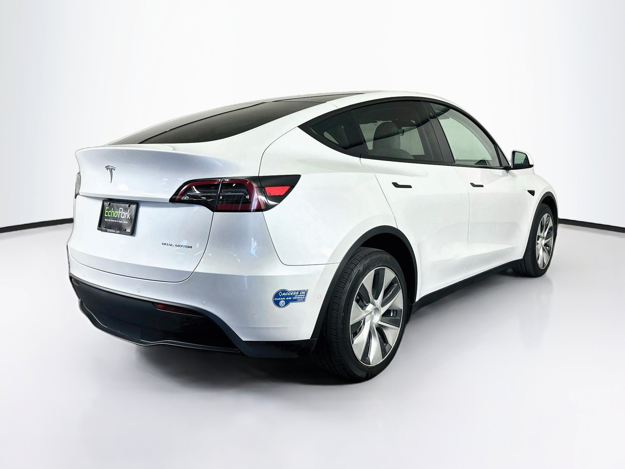 Used 2021 Tesla Model Y Long Range AWD/4WD image 9