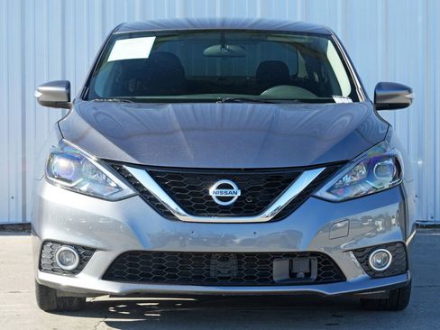 Used 2019 Nissan Sentra SR w/ Exterior Package image 6