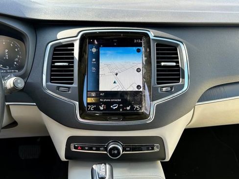 Used 2020 Volvo XC90 T6 Momentum image 26