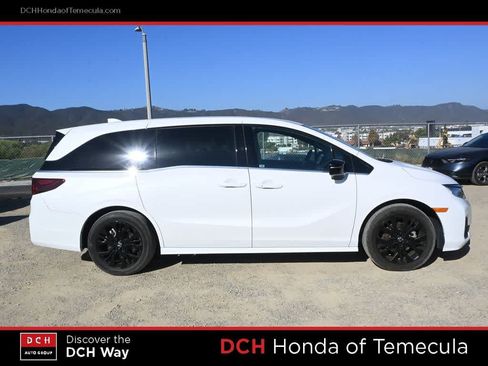 Used 2025 Honda Odyssey Sport-L image 5