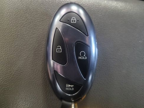 Used 2024 Hyundai Elantra SEL FWD image 32