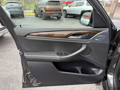 Used 2019 BMW X3 xDrive30i w/ Convenience Package image 11