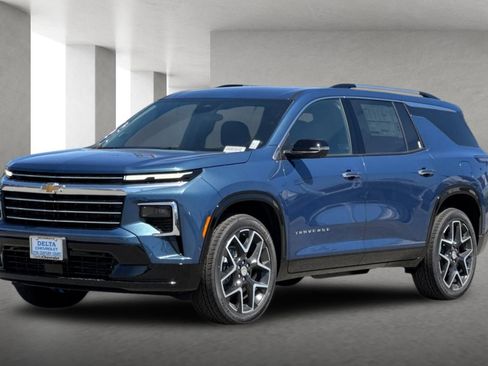 New 2026 Chevrolet Traverse High Country w/ LPO, Floor Liner Package AWD/4WD image 8