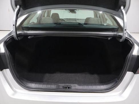 Used 2024 Nissan Altima 2.5 S image 17