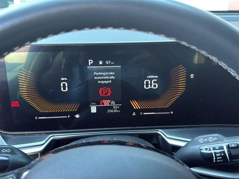 Used 2024 Kia Sorento S FWD image 3