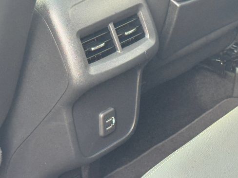 Used 2023 GMC Terrain Denali AWD/4WD image 30