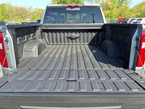 New 2026 Chevrolet Silverado 1500 High Country AWD/4WD image 10