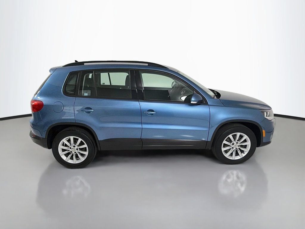 Used 2017 Volkswagen Tiguan Limited w/ Premium Package AWD/4WD image 8