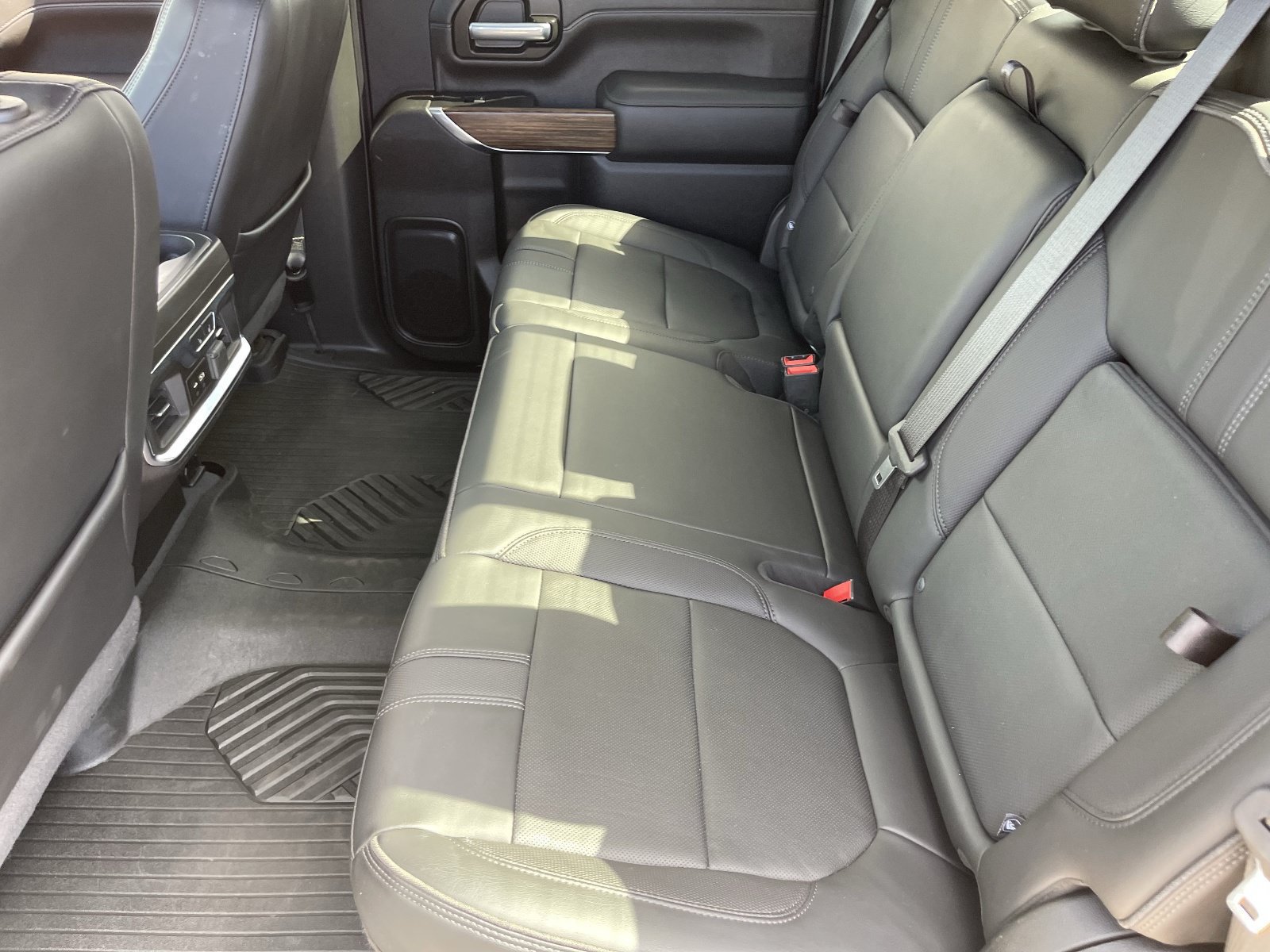 Used 2022 Chevrolet Silverado 2500 High Country w/ Z71 Off-Road Package AWD/4WD image 18