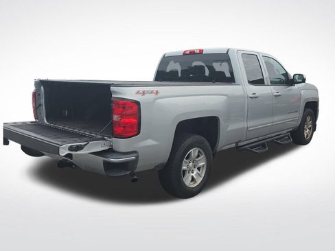 Used 2017 Chevrolet Silverado 1500 LT w/ All Star Edition AWD/4WD image 5