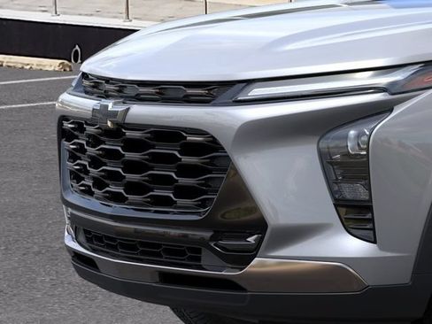 New 2026 Chevrolet Trax ACTIV w/ Sunroof Package FWD image 13
