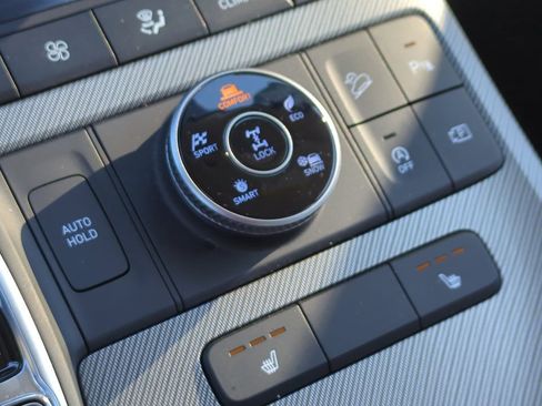 Certified 2025 Hyundai Palisade SEL image 28